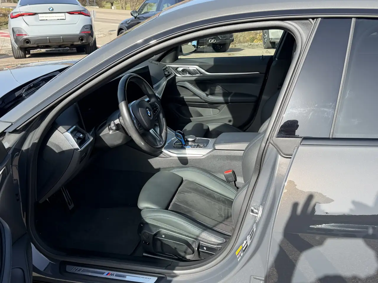 BMW i4 eDrive35 M Sport DAB Komfortzg. Tempomat Shz 3