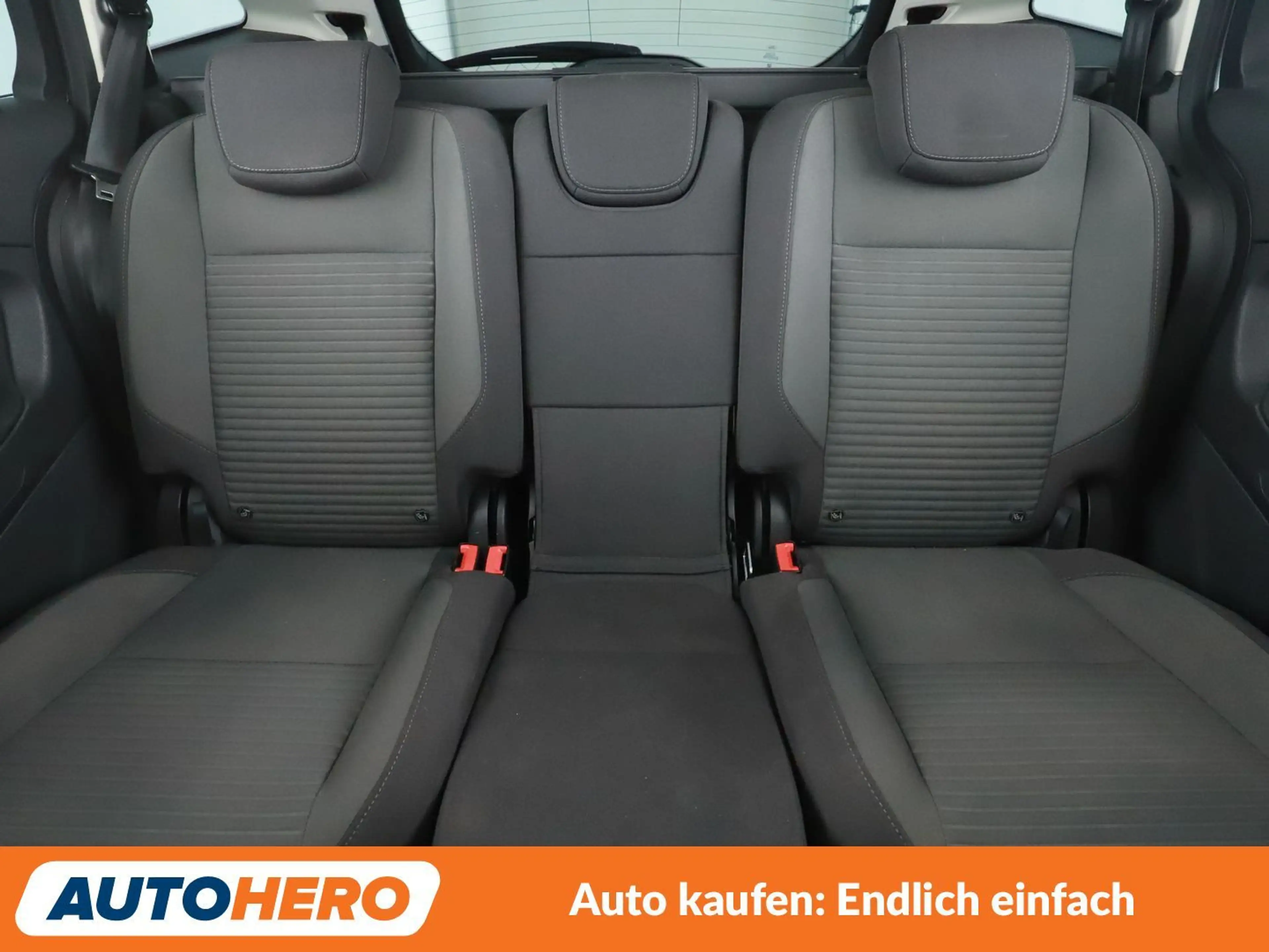 Ford Grand C-Max 2.0 TDCi Titanium Aut.*NAVI*BiXENON*TEMPO*PDC* — photo 15