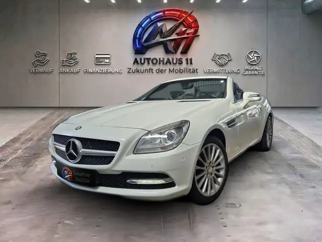 Mercedes-Benz SLK 200 Aut.RoadsterGLASDACH/NAVI/LEDER/AIRSCARF