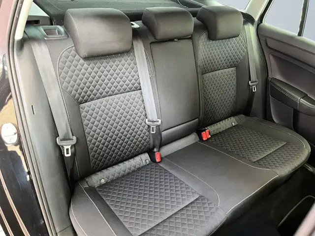 Skoda Rapid view 11