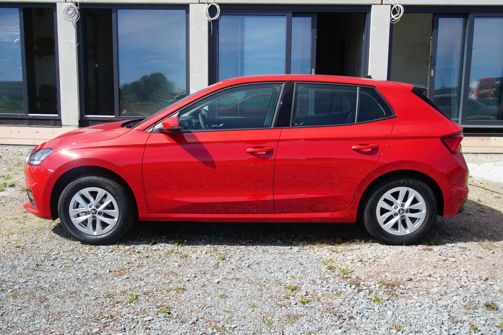 Skoda Fabia 1.0TSI Navi/MirrorLi Kamera LED SHZ Red - 2