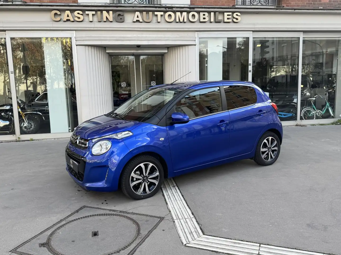 Citroen C1 1.0i VTi - 72 S\u0026S 2014 BERLINE Shine Bleu - 1