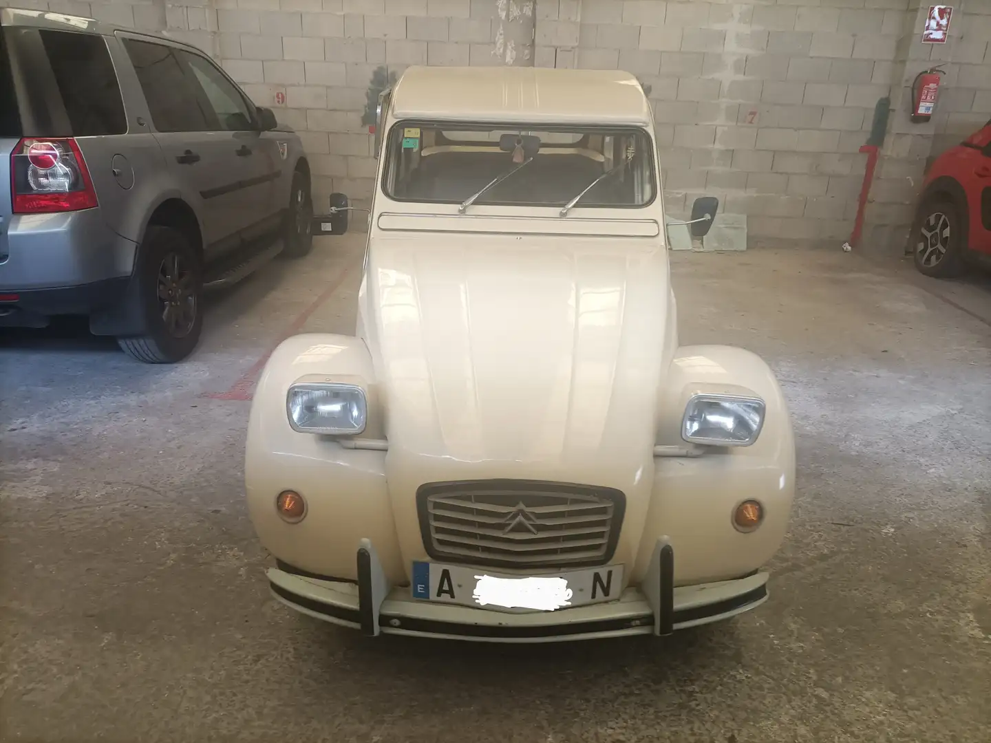Citroen 2CV 2cv.6 Beige - 1