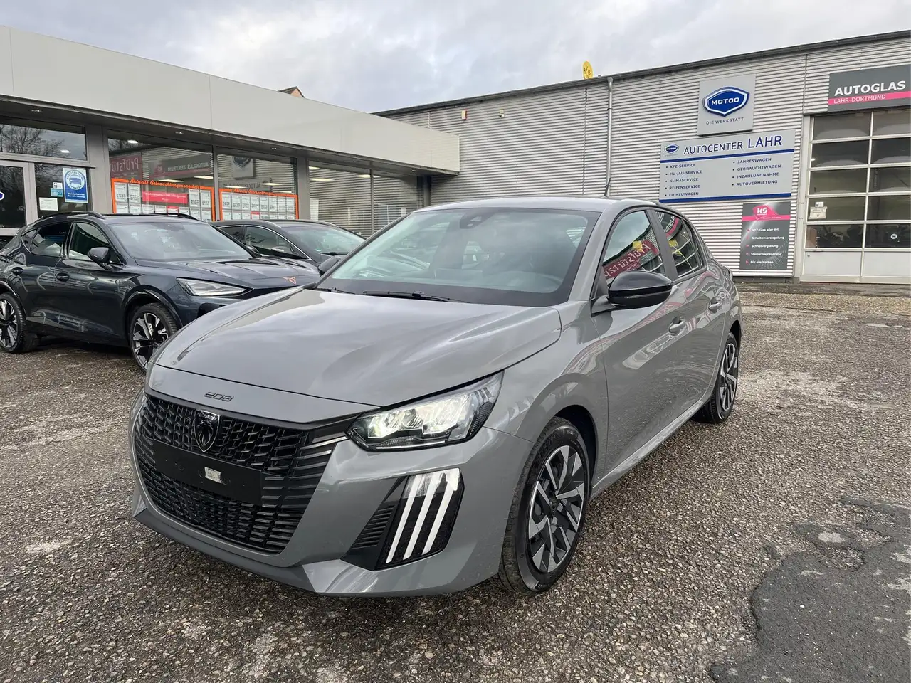 Peugeot 208