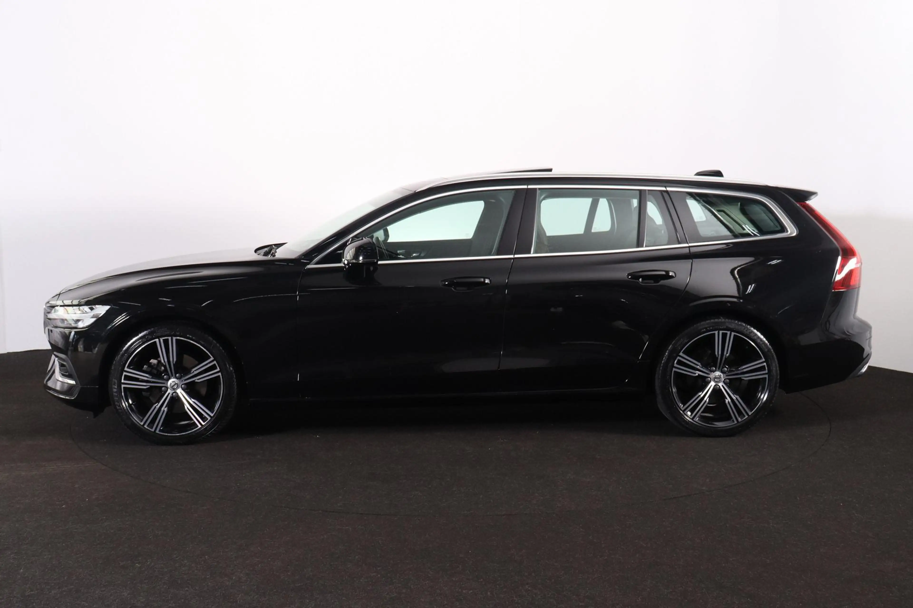 Volvo V60 2.0 T4 Inscription - Panorama/schuifdak - IntelliS — photo 3