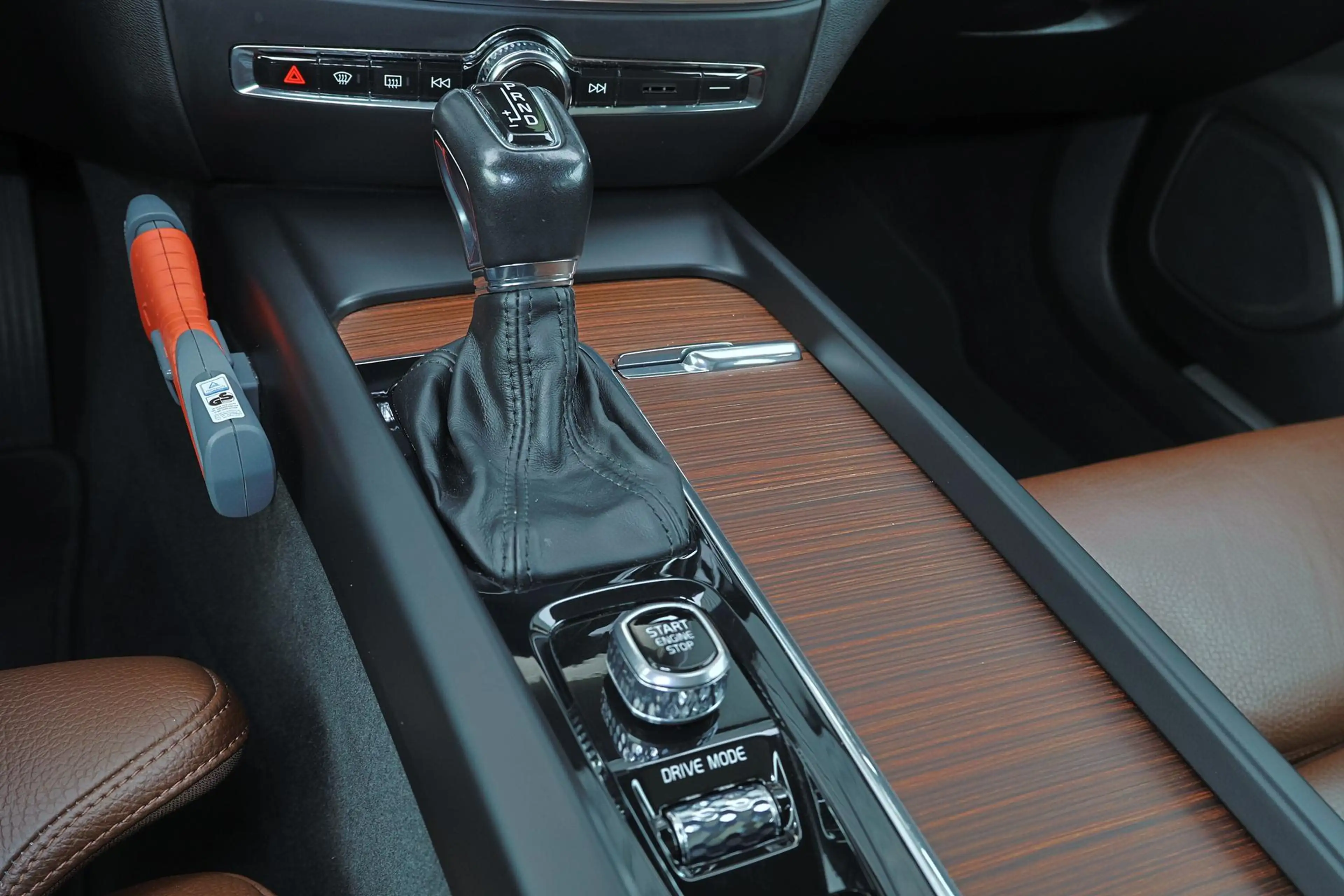 Volvo V60 2.0 T4 Inscription - Panorama/schuifdak - IntelliS — photo 12