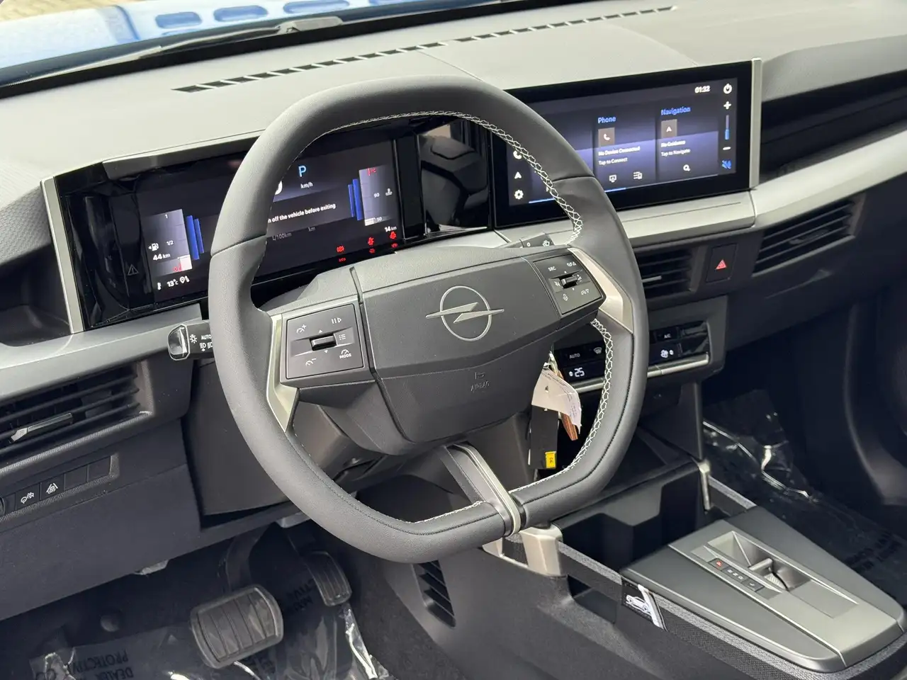Opel Frontera MILD HYBRID 145PK GS 7ZIT/CAMERA/NAVI 13