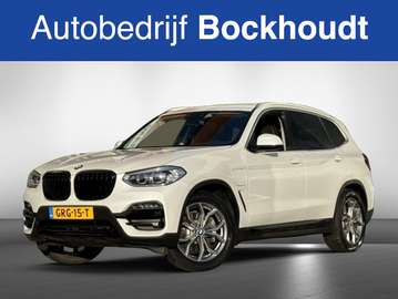 xDrive30e High Ex. Navi | Stoelverwarming | Leer