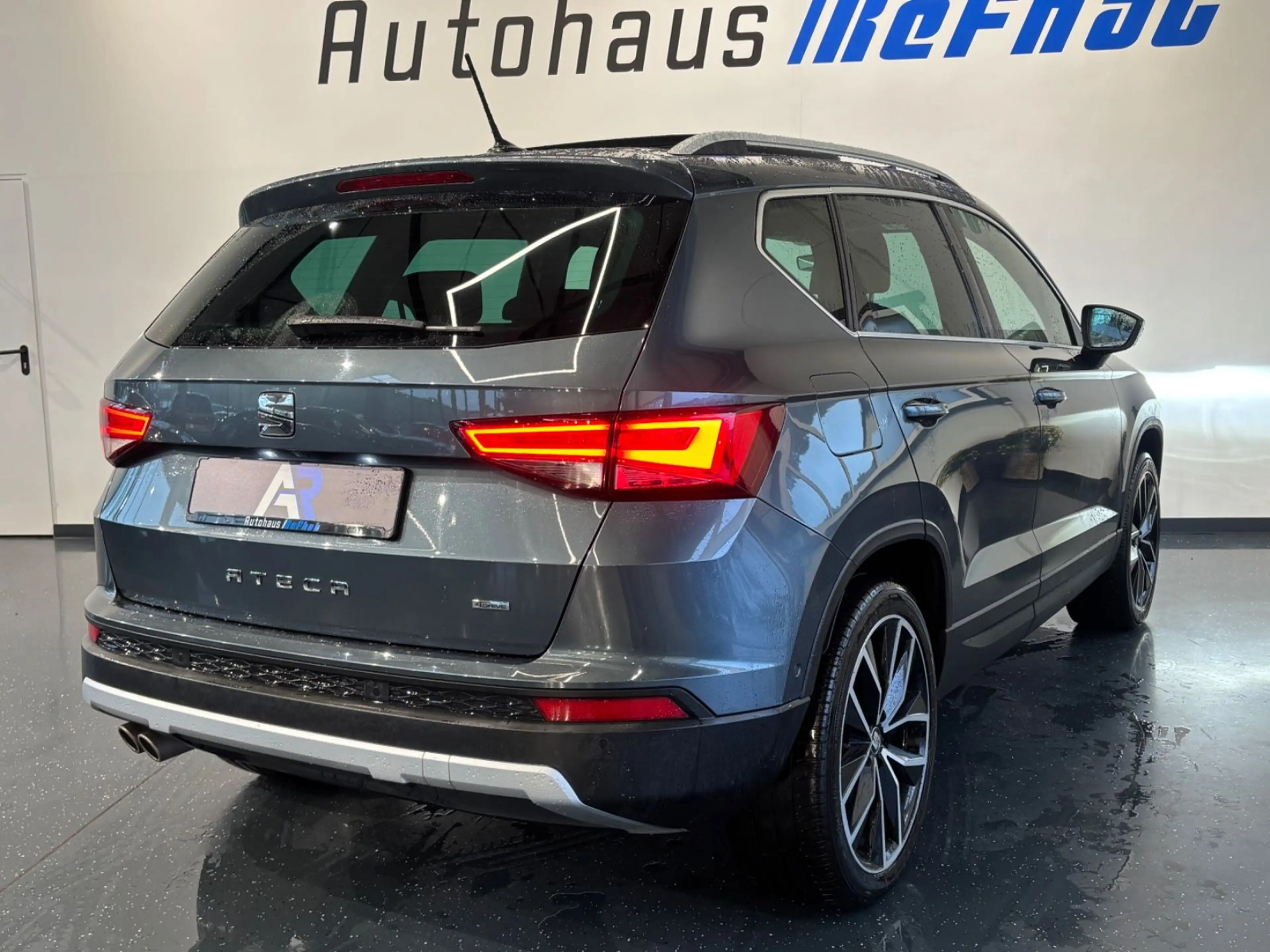 SEAT Ateca Xcellence 4Drive*Panorama*Leder*LED*KEYLES — photo 10