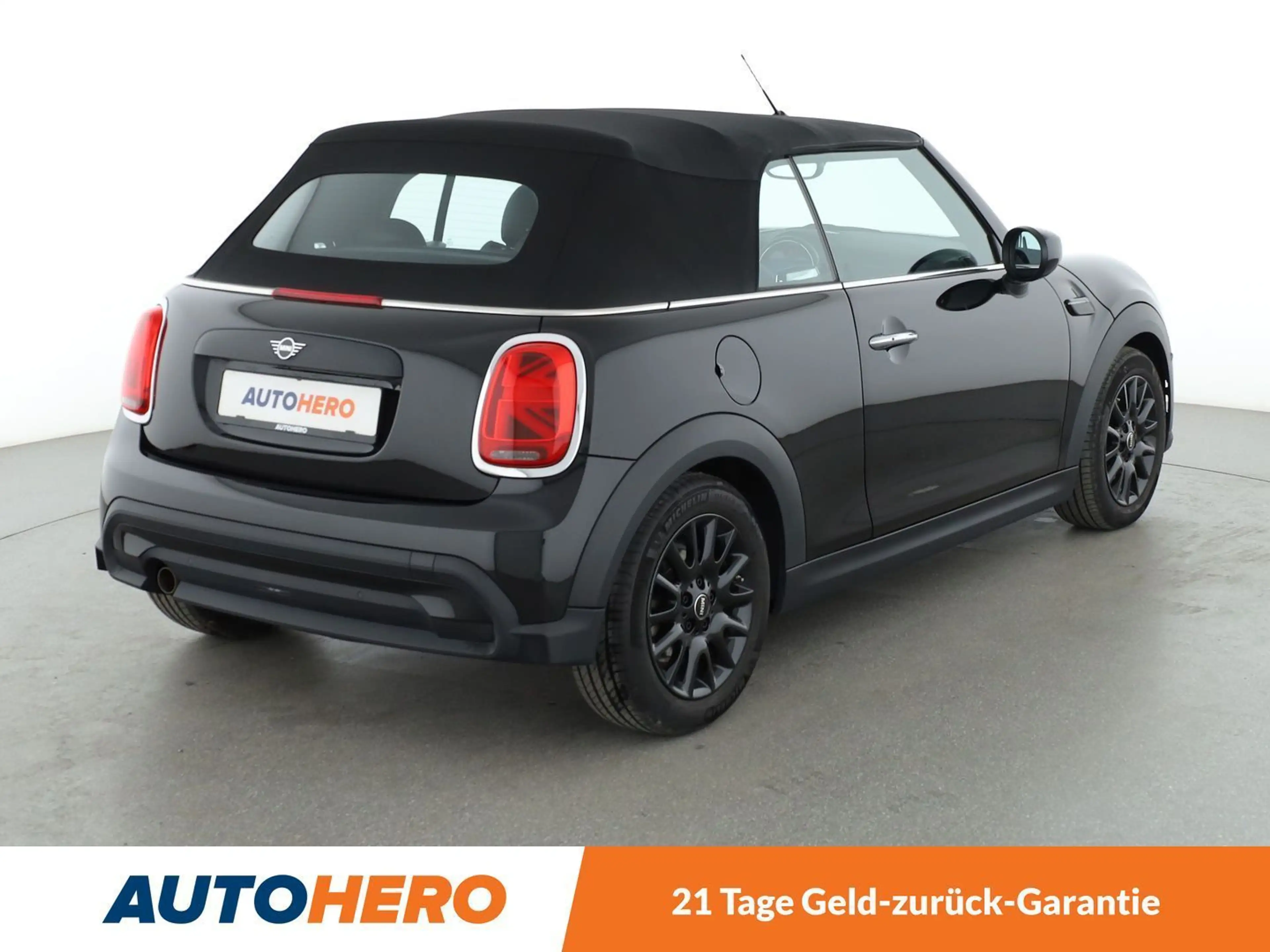 MINI One Cabrio One Classic Trim *NAVI*HUD*LED*TEMPO*PDC* — photo 6