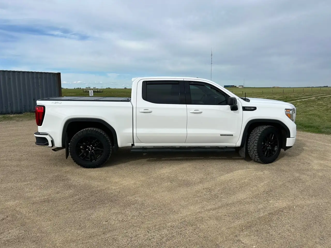 GMC Sierra 1500 снимка GMC Sierra 1500