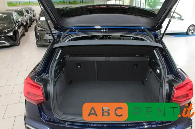 Audi Q2 view 11