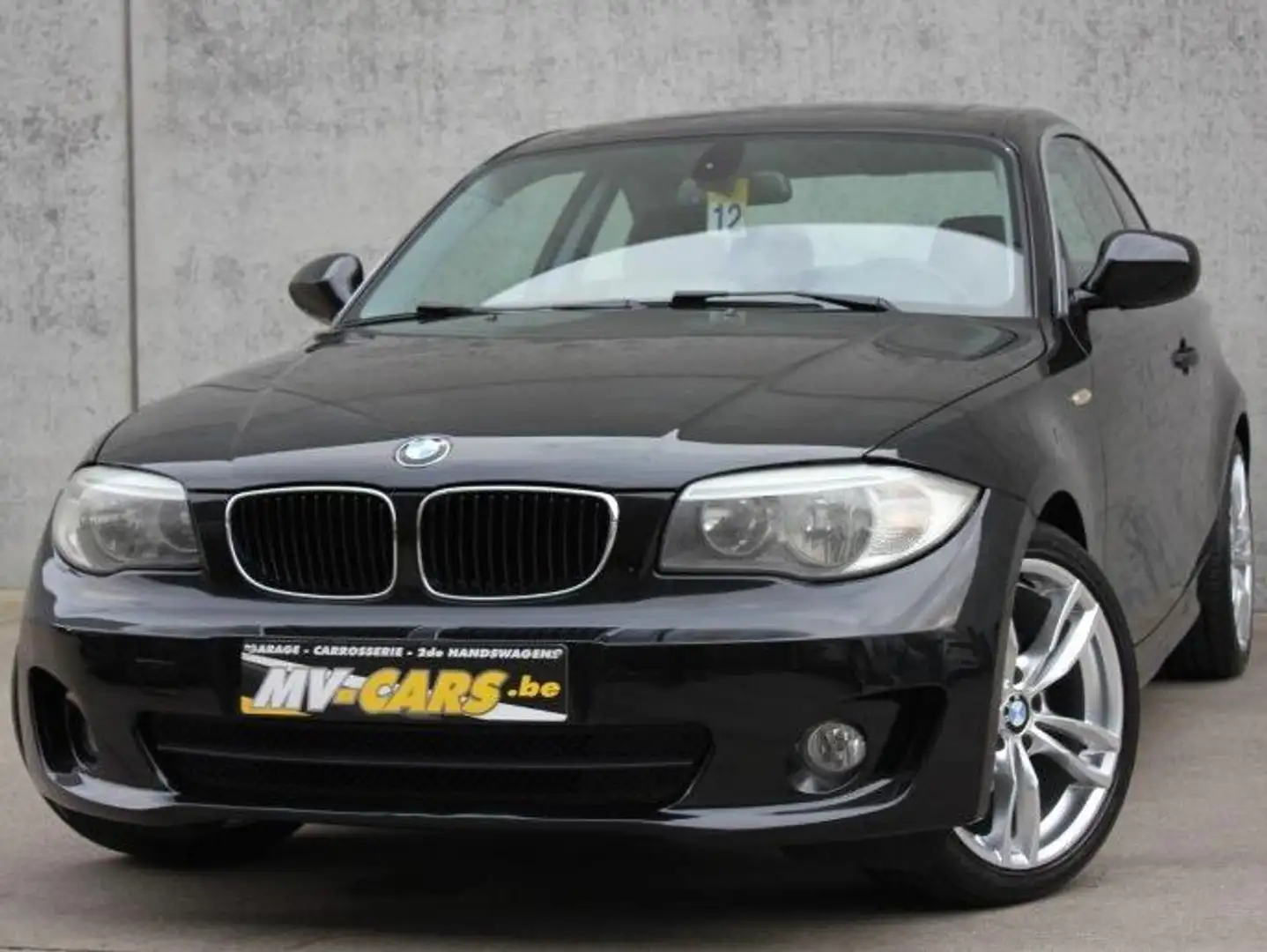 BMW 120 120i Coupe Edition Exclusive Zwart - 1