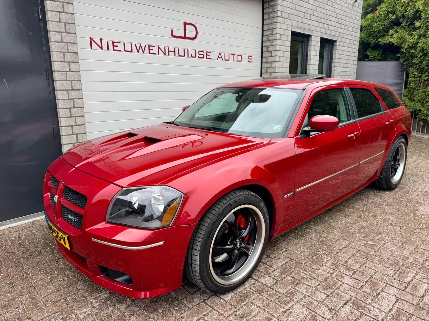 Dodge Magnum 6.1 SRT-8 449pk, 3e eigenaar, clean title, 44.462k Roşu - 1