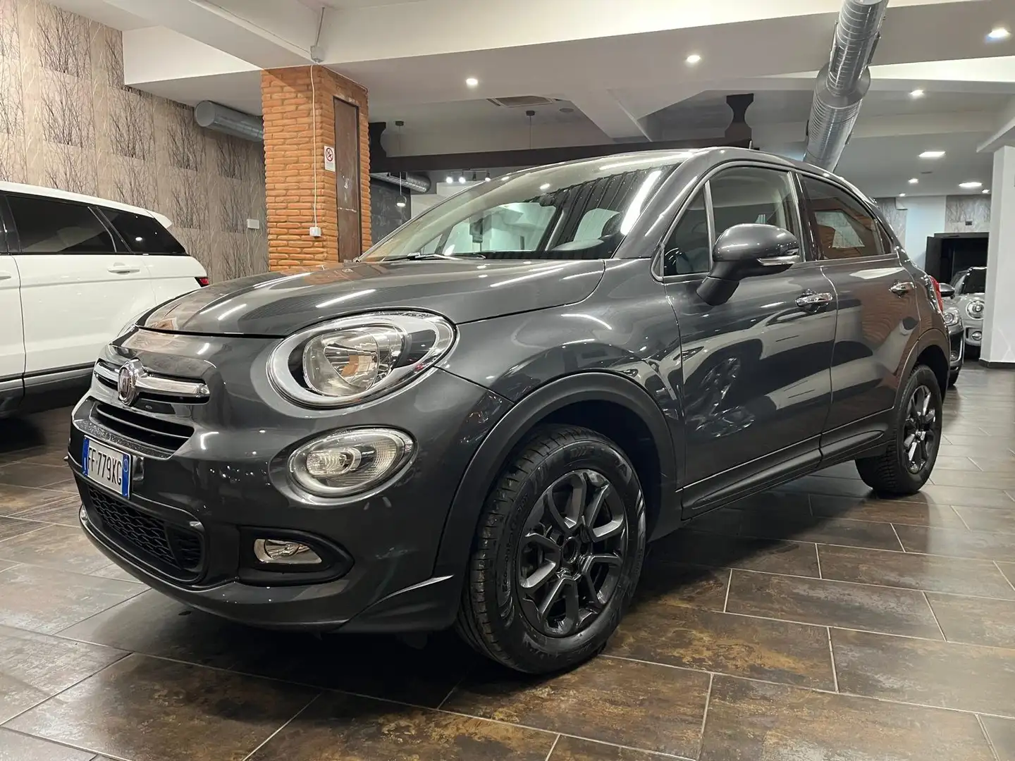 Fiat 500X 500 X 2015 1.6 mjt Business 4x2 120cv Šedá - 1