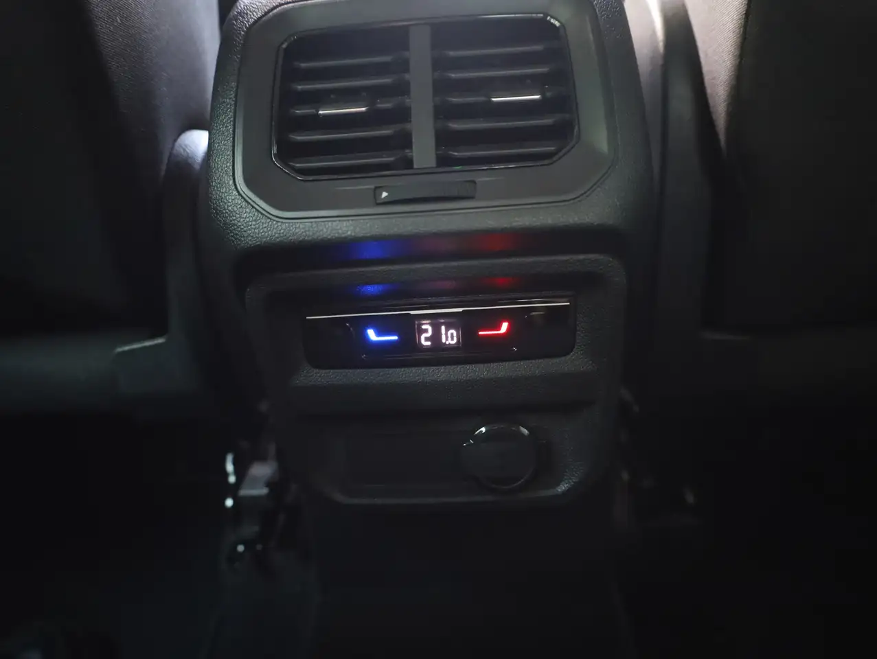 Volkswagen Tiguan Move 1.5TSI*AHK*Kamera*SHZ*ACC*AppleCar, миниатюра 16