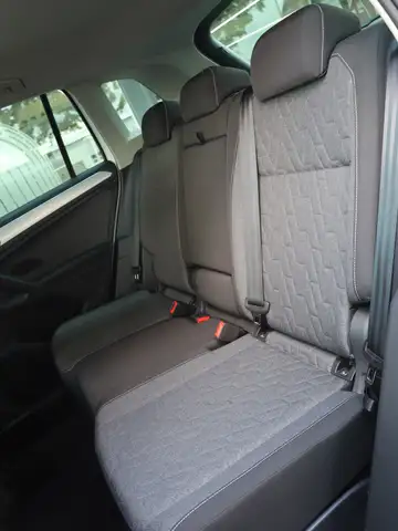 Volkswagen Tiguan view 15
