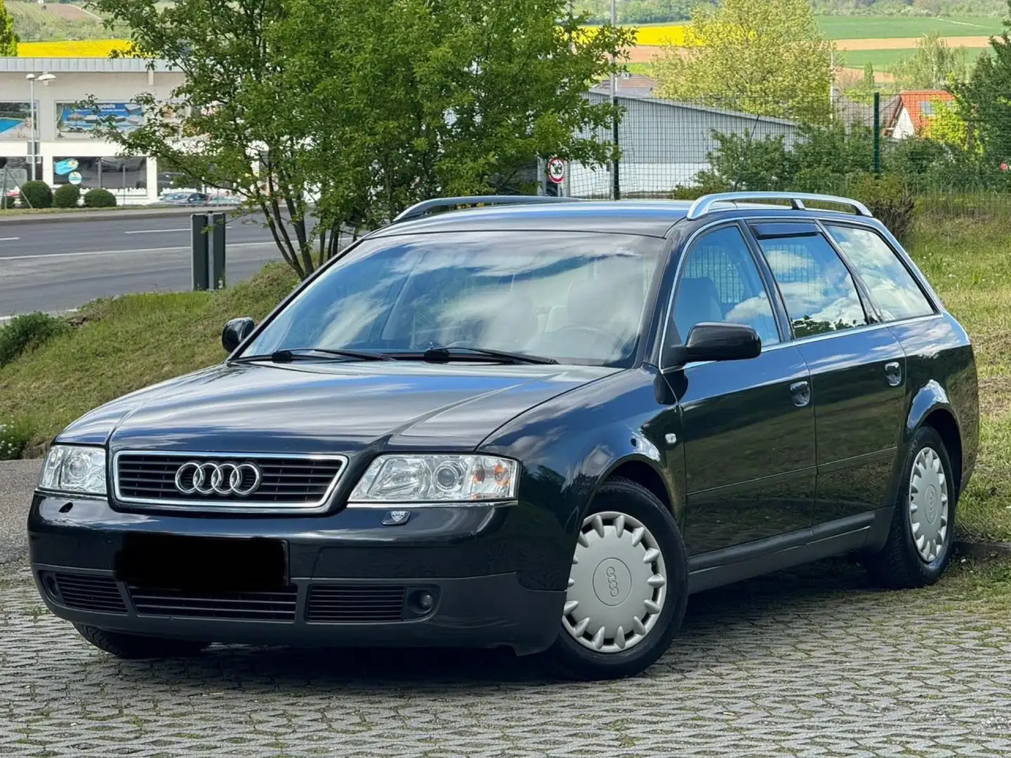 Audi A6 Avant 2.4 guter Zustand Tüv Zahnriemen Neu Siyah - 1