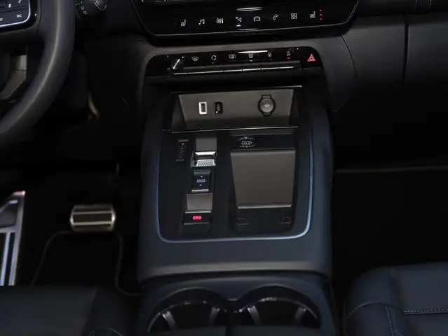 Citroen C5 Aircross view 13