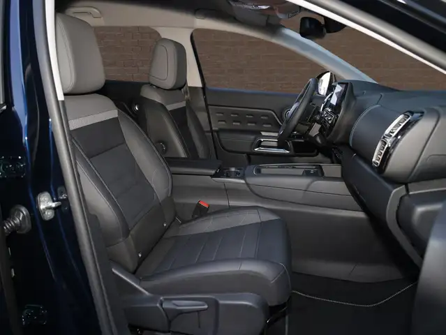 Citroen C5 Aircross view 9