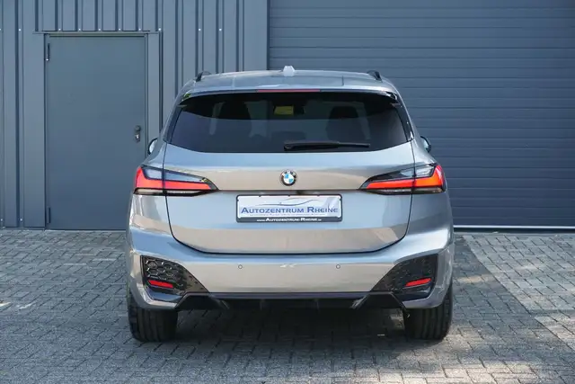 BMW 2 Series view 6