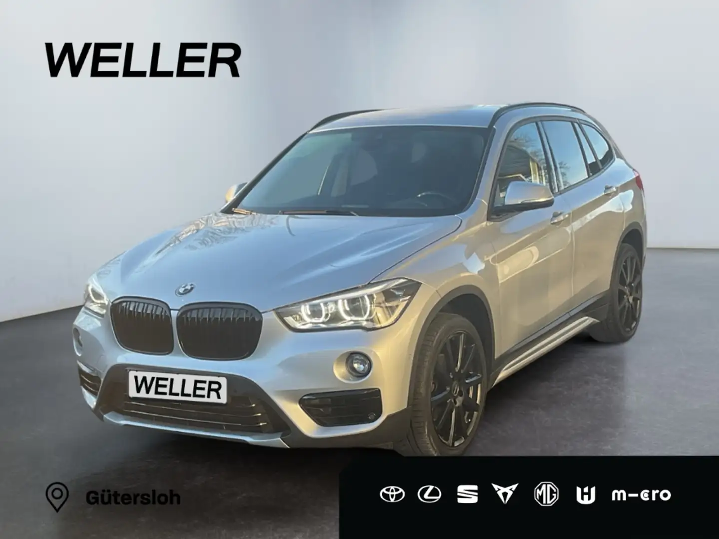 BMW X1 sDrive18i Sport Line *LED*18Zoll*Park Assist* Zilver - 1