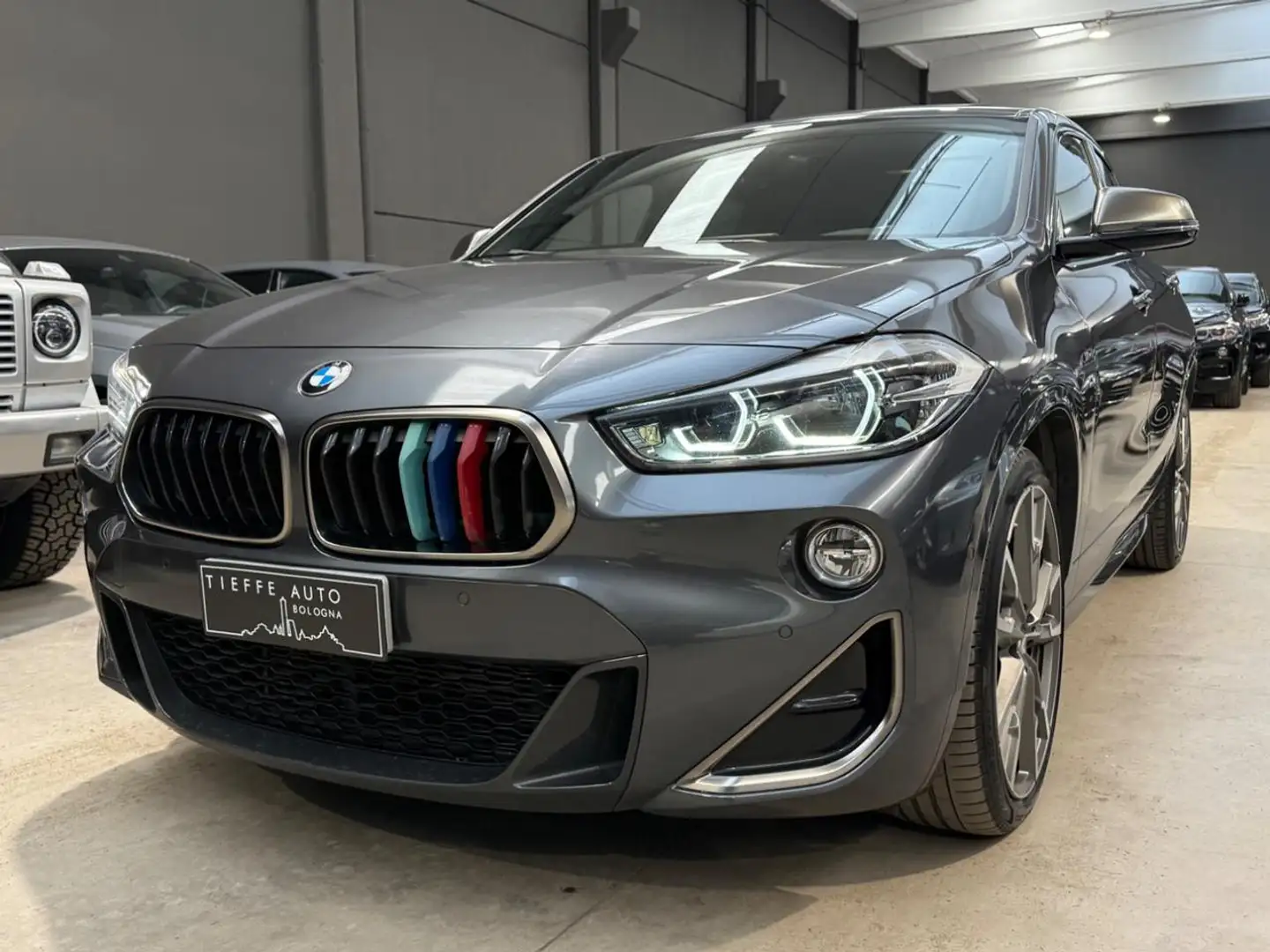 BMW X2 xDriveM35i Gris - 1