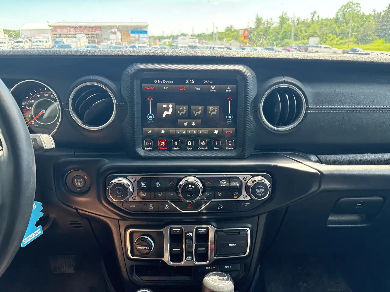 Jeep Wrangler снимка Jeep Wrangler