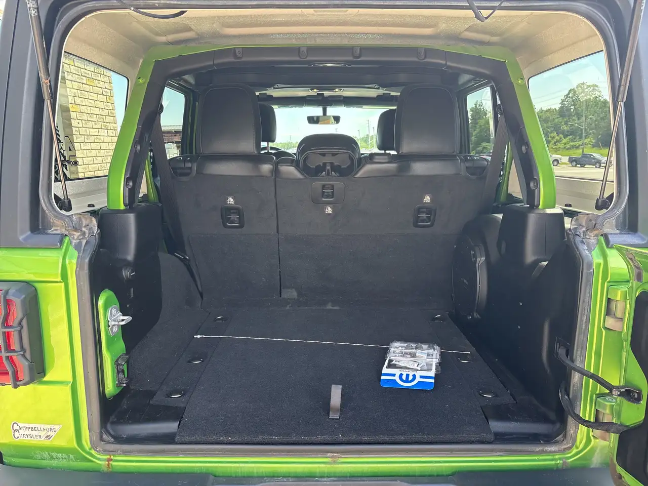 Jeep Wrangler снимка Jeep Wrangler
