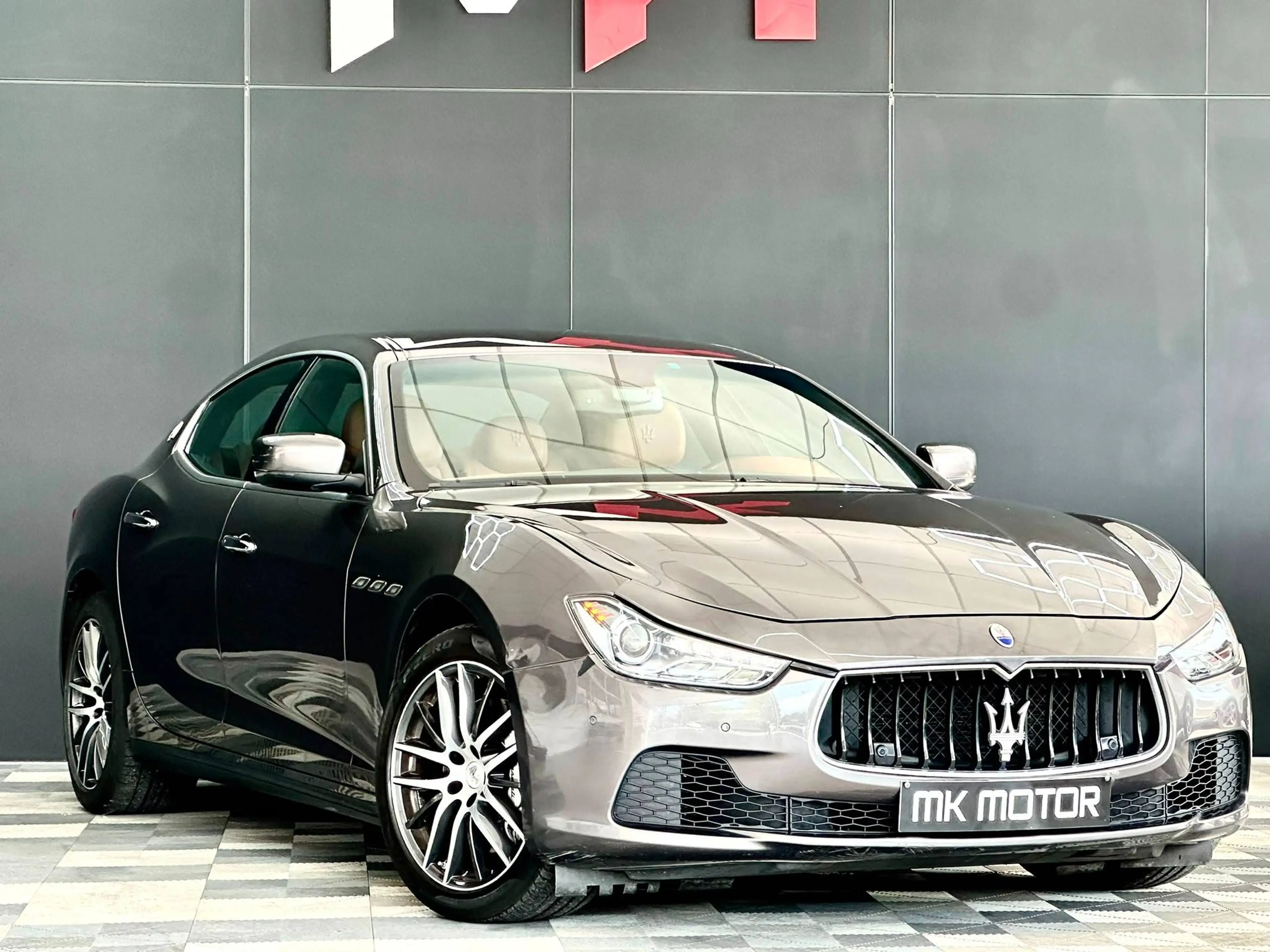Maserati Ghibli 🟢 3.0 DIESEL V6 275CV — photo 2