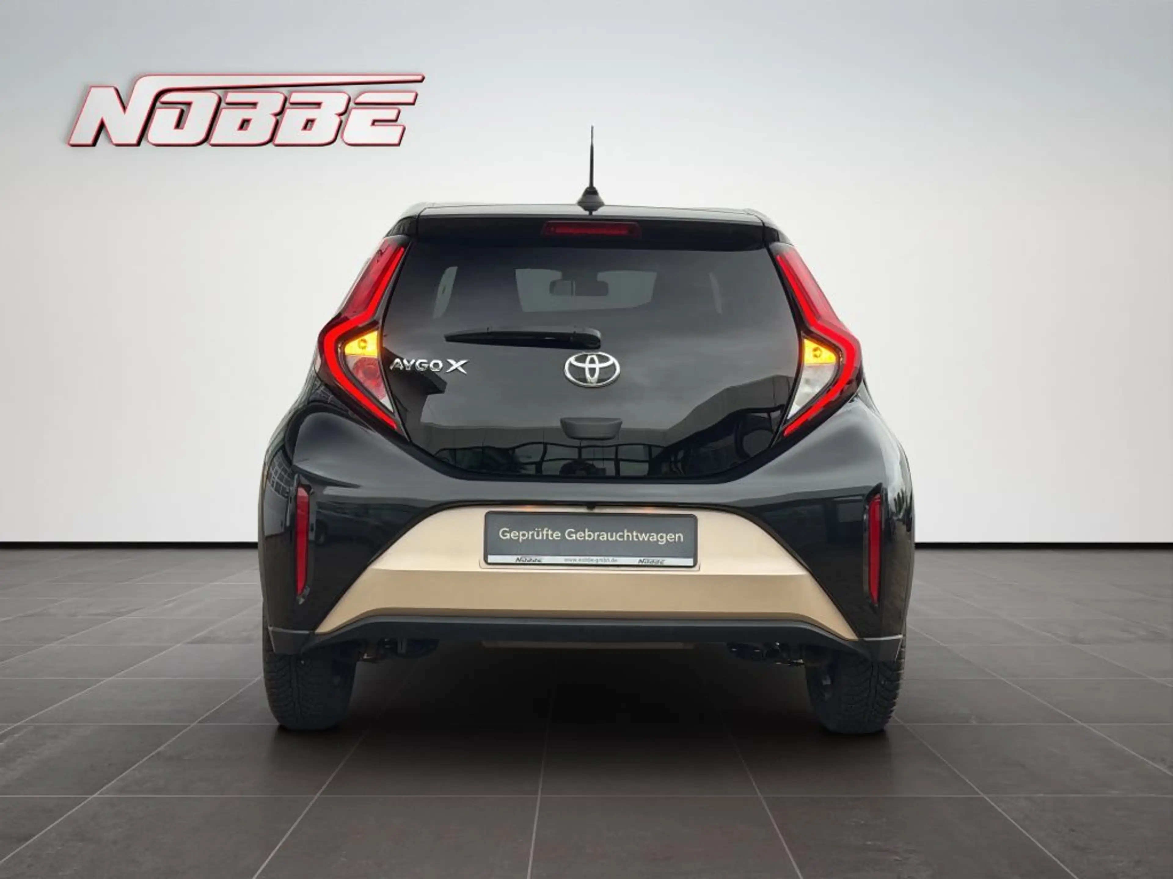 Toyota Aygo X Pulse *Sitzheizung+Kamera+Bluetooth* — photo 4