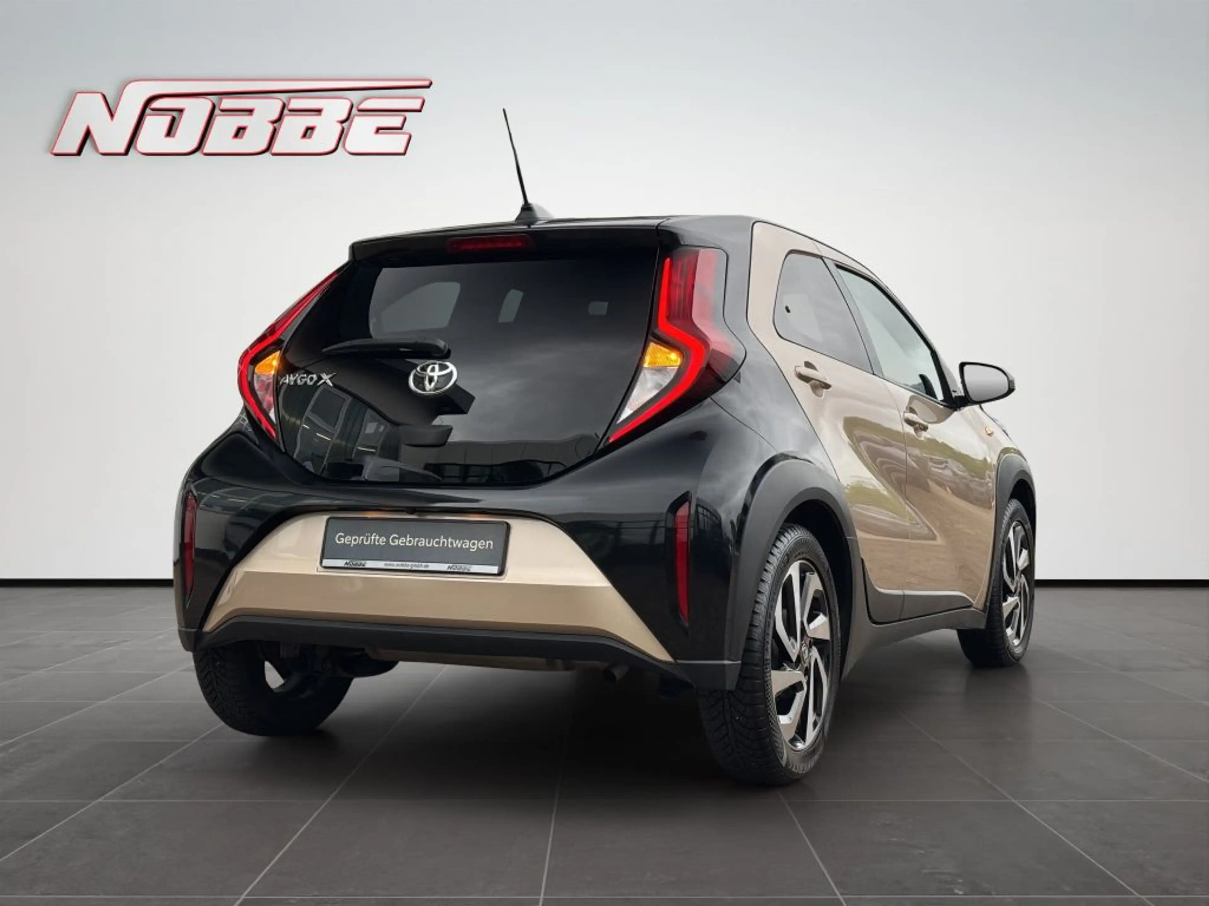 Toyota Aygo X Pulse *Sitzheizung+Kamera+Bluetooth* — photo 5