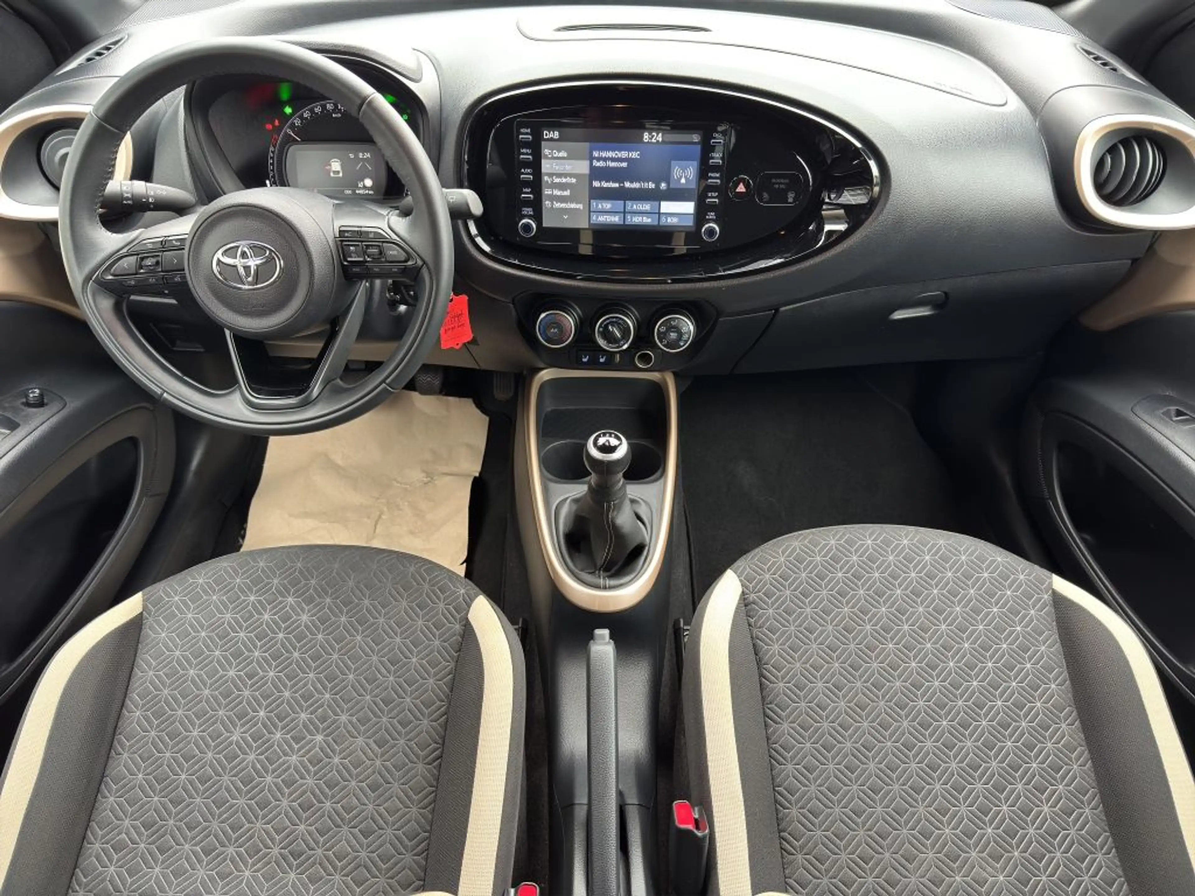 Toyota Aygo X Pulse *Sitzheizung+Kamera+Bluetooth* — photo 13