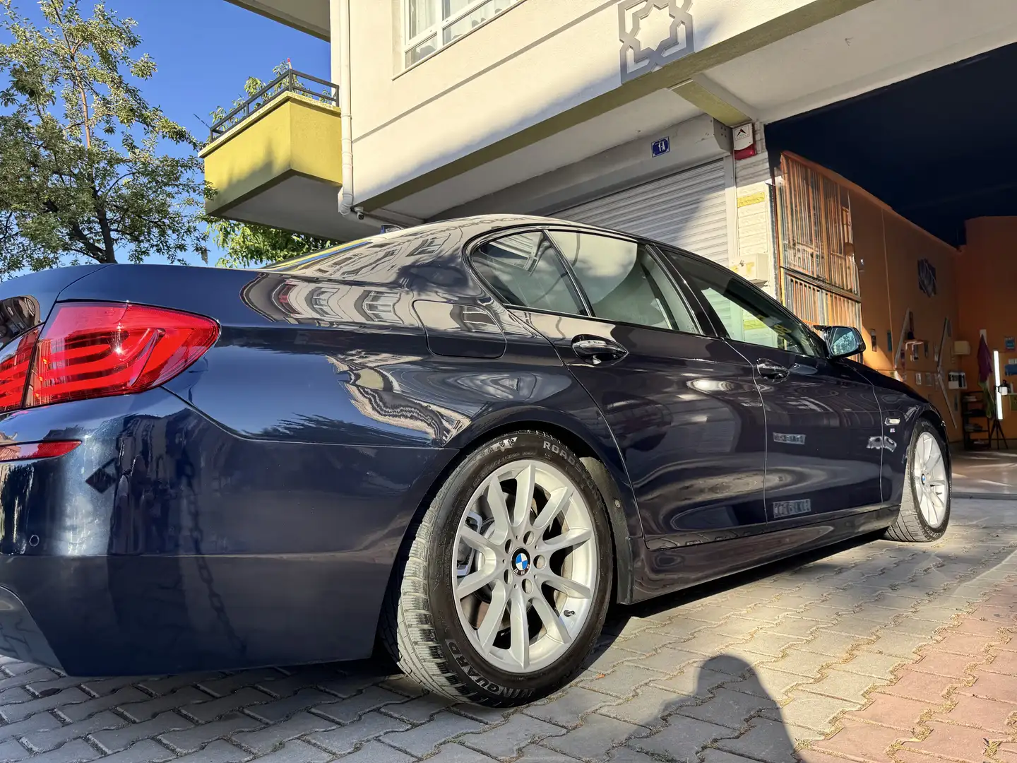 BMW 530 BMW 5er-Reihe NEUPİCKERL530xDrive *Head UP*Keyles - 2