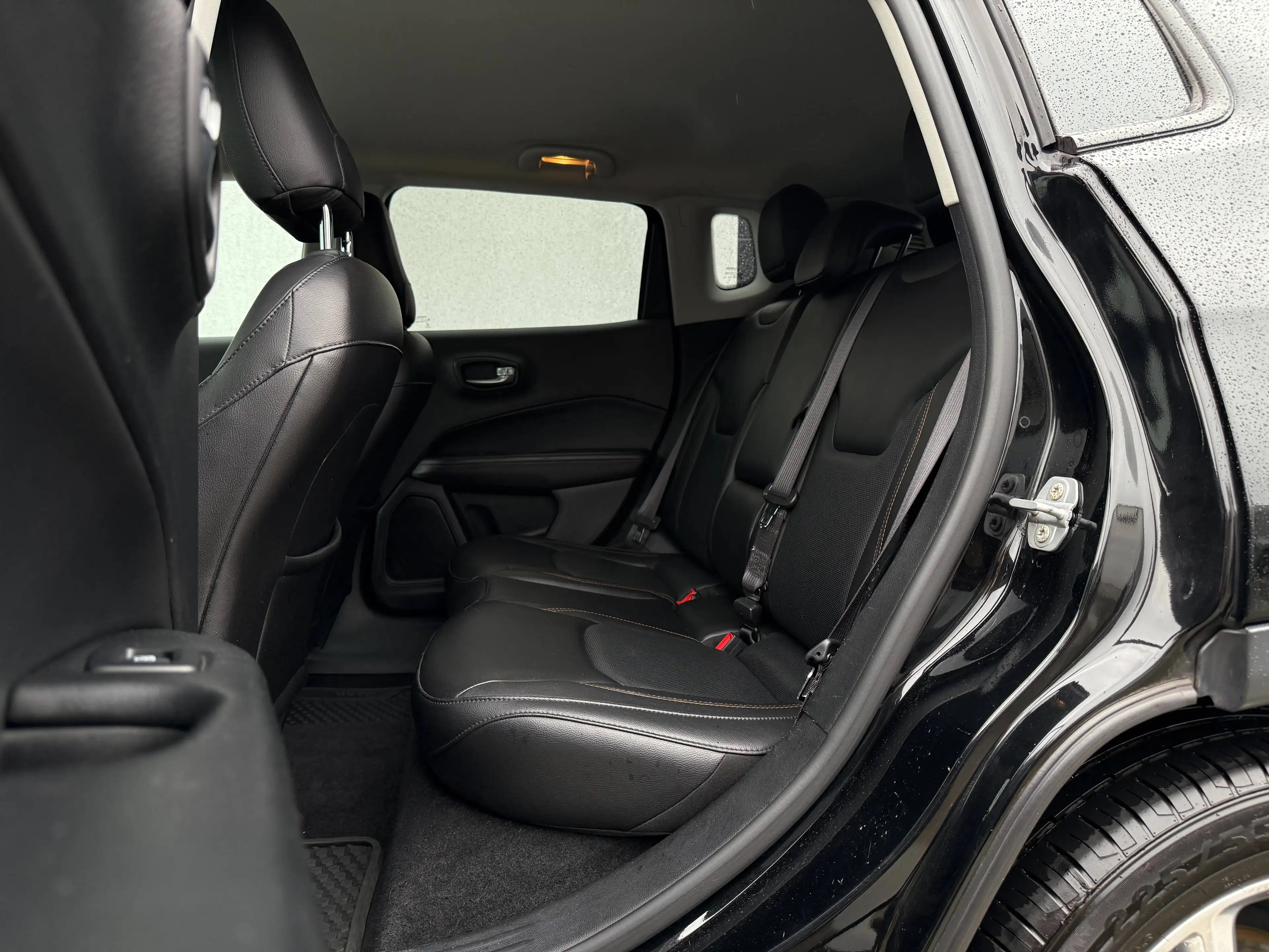 Jeep Compass Compass Limited | Leder | Navi | CarPlay | BeatsAudio | Memory | Zetel- & Stuurverwarming — photo 10