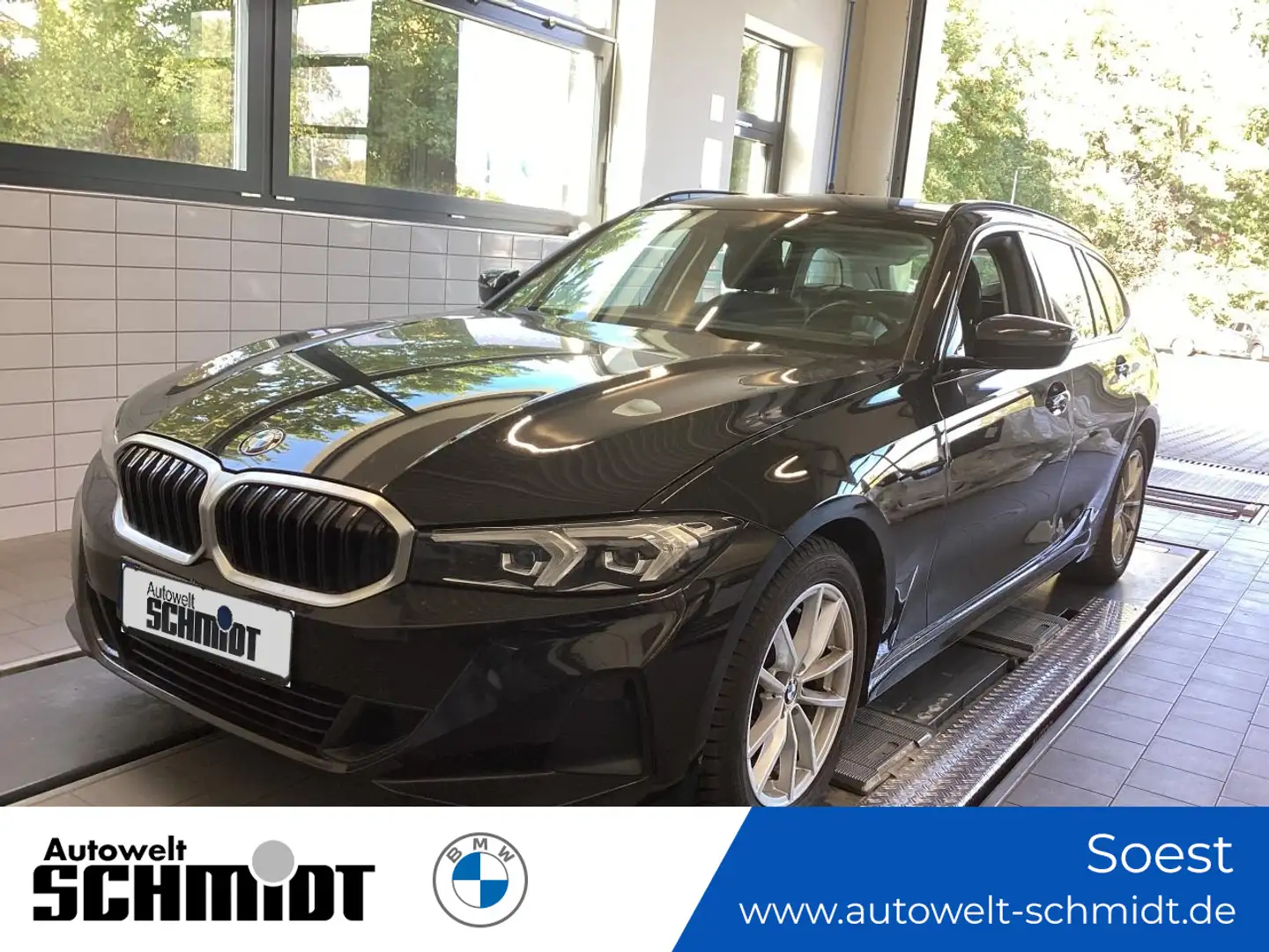 BMW 318 d Touring + 1.HAND Schwarz - 1