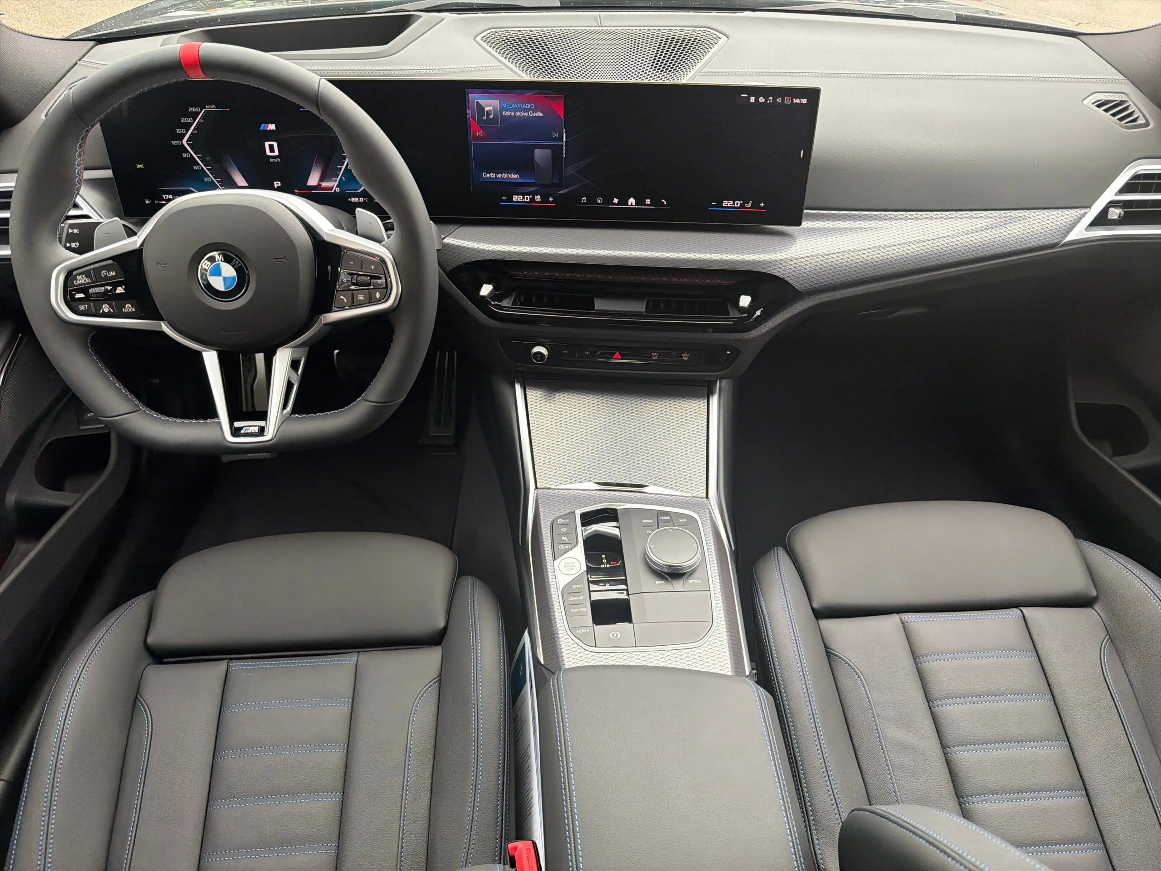 BMW 340 M340i xDrive Touring — photo 11