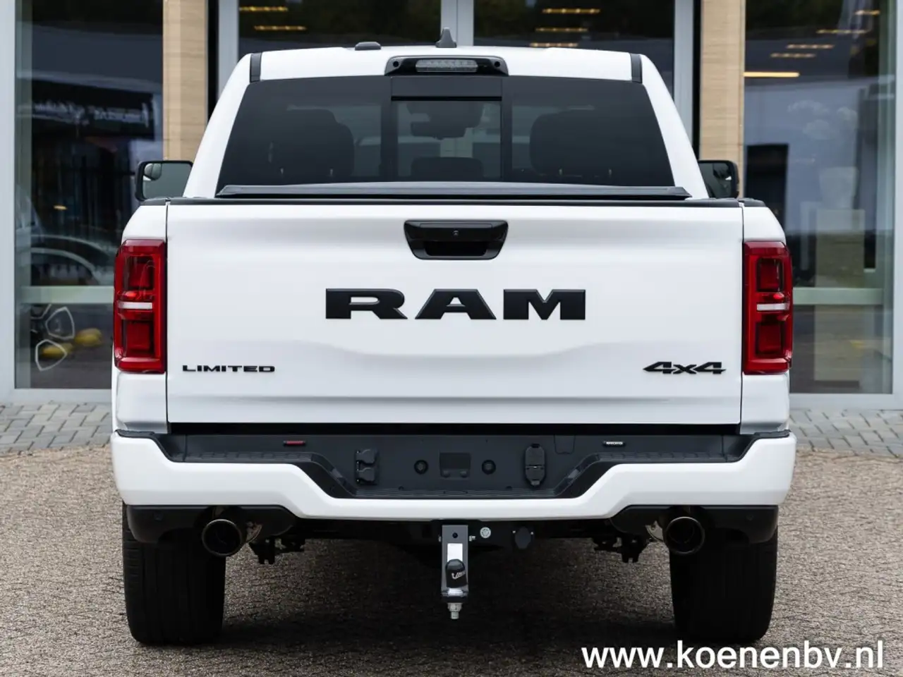 Dodge RAM 2024 — фото 10