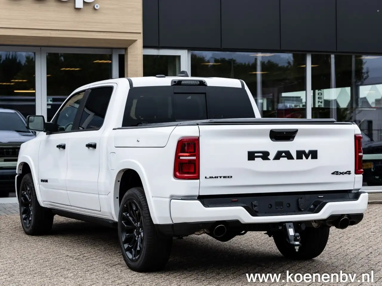Dodge RAM 2024 — фото 11