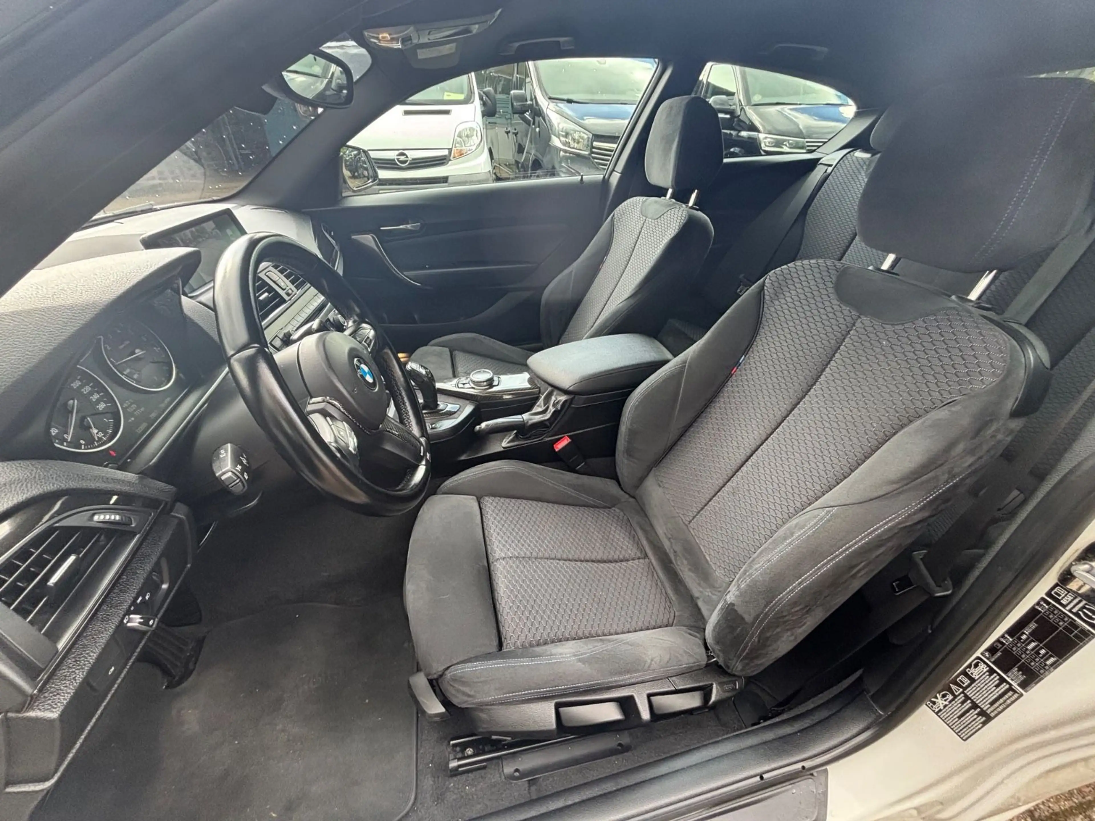 BMW 135 i xDrive Aut. Navi Bi-Xenon Keyless Kamera — photo 5