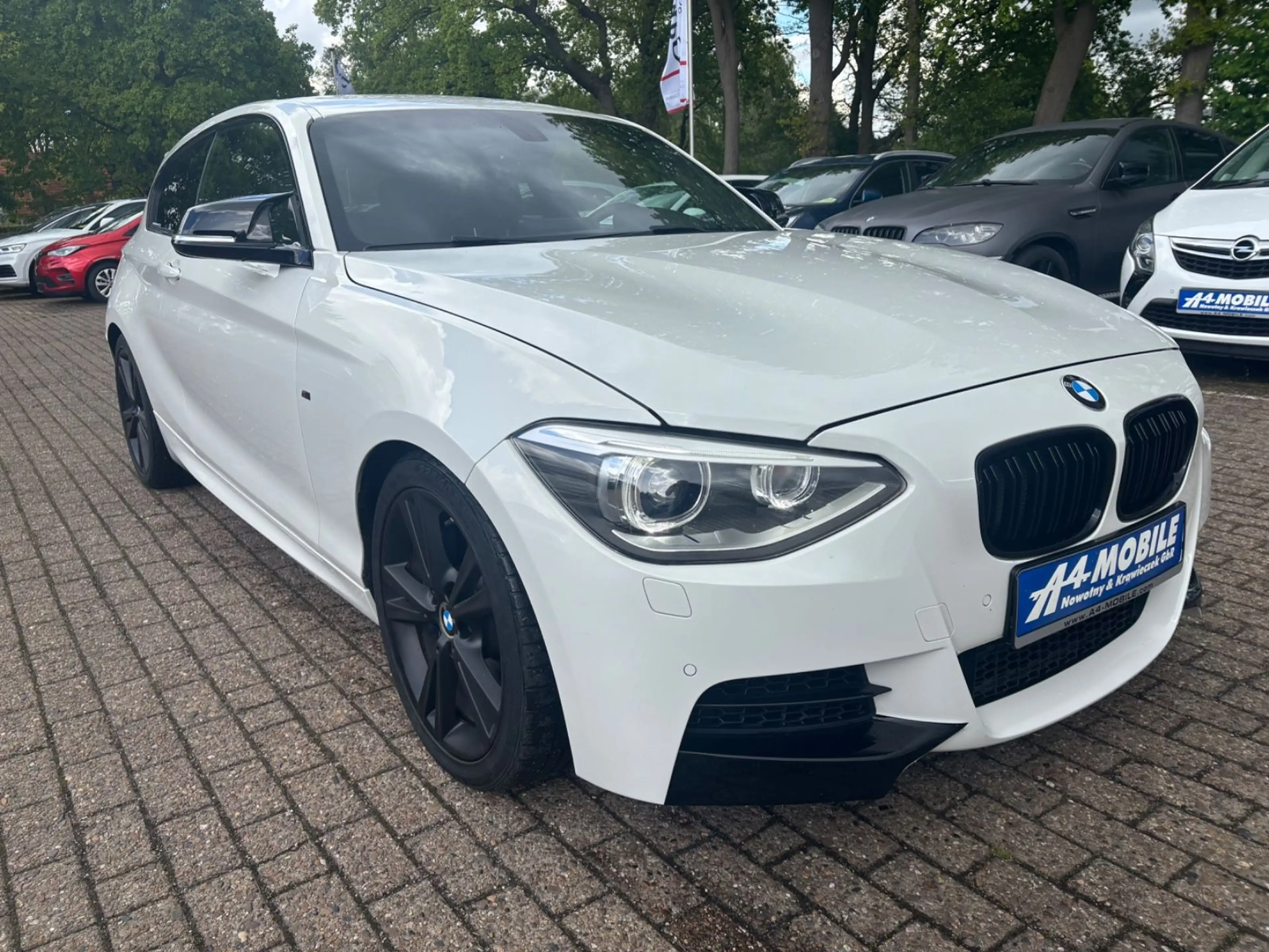 BMW 135 i xDrive Aut. Navi Bi-Xenon Keyless Kamera — photo 12