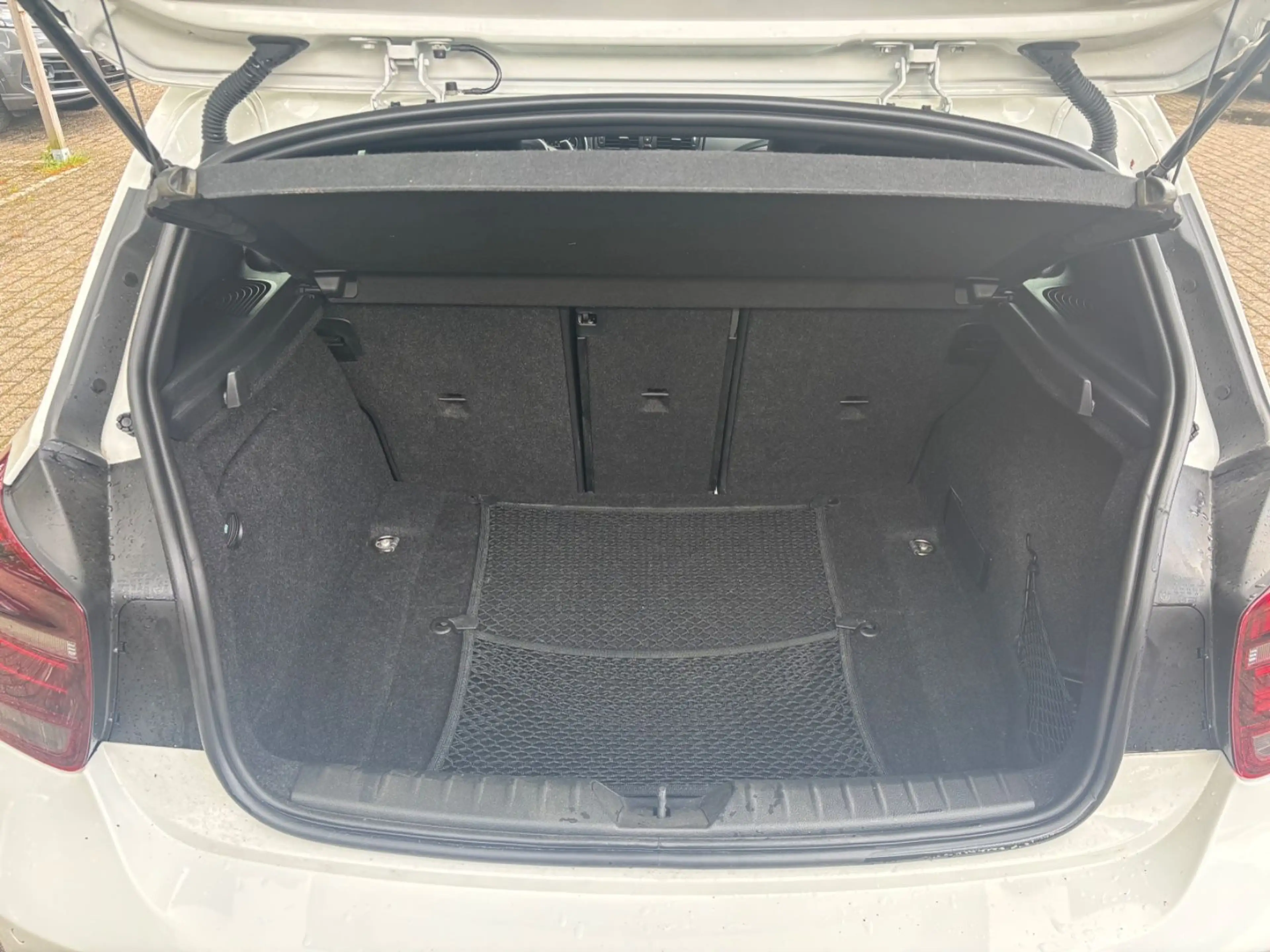 BMW 135 i xDrive Aut. Navi Bi-Xenon Keyless Kamera — photo 13