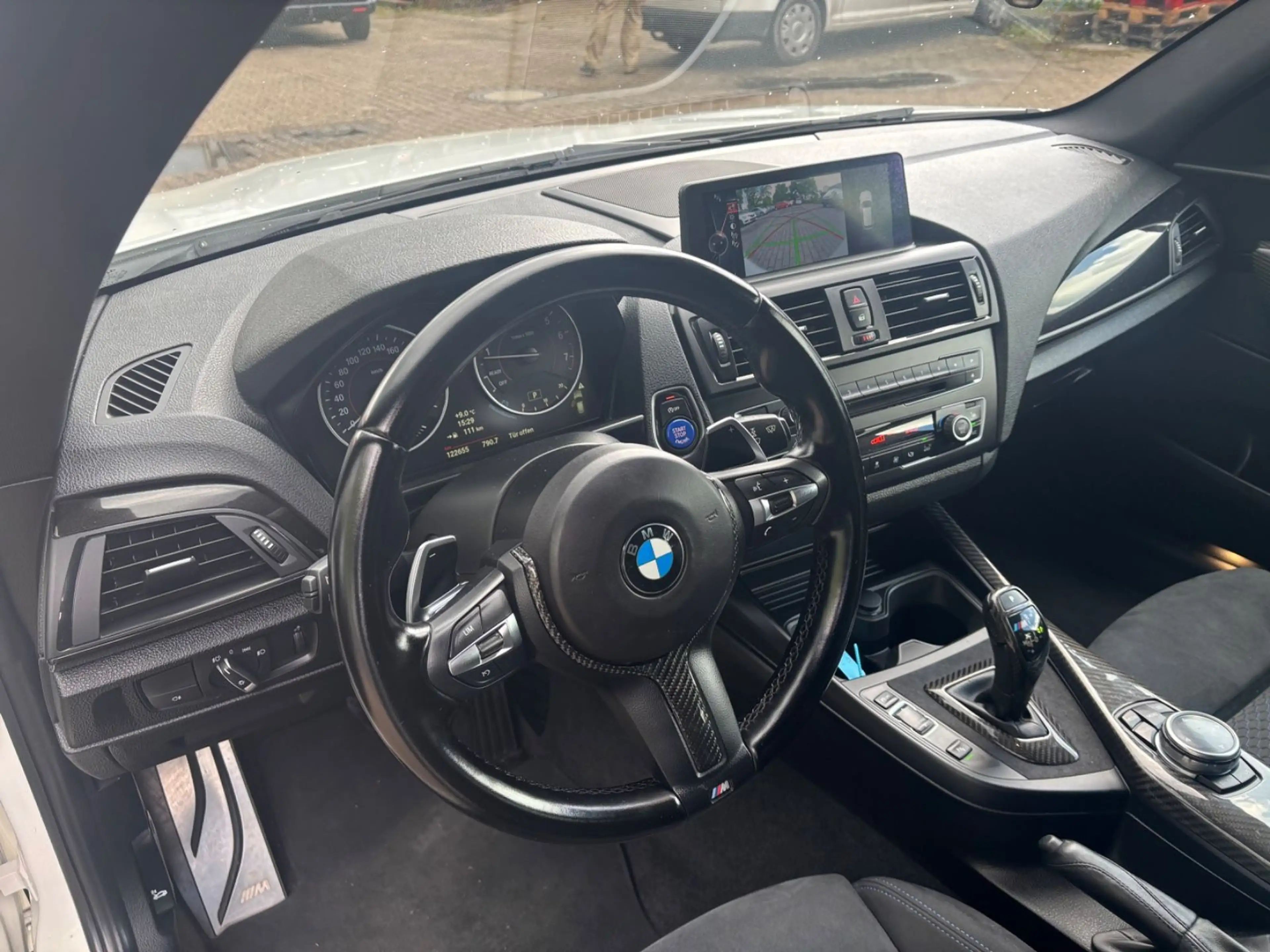 BMW 135 i xDrive Aut. Navi Bi-Xenon Keyless Kamera — photo 4