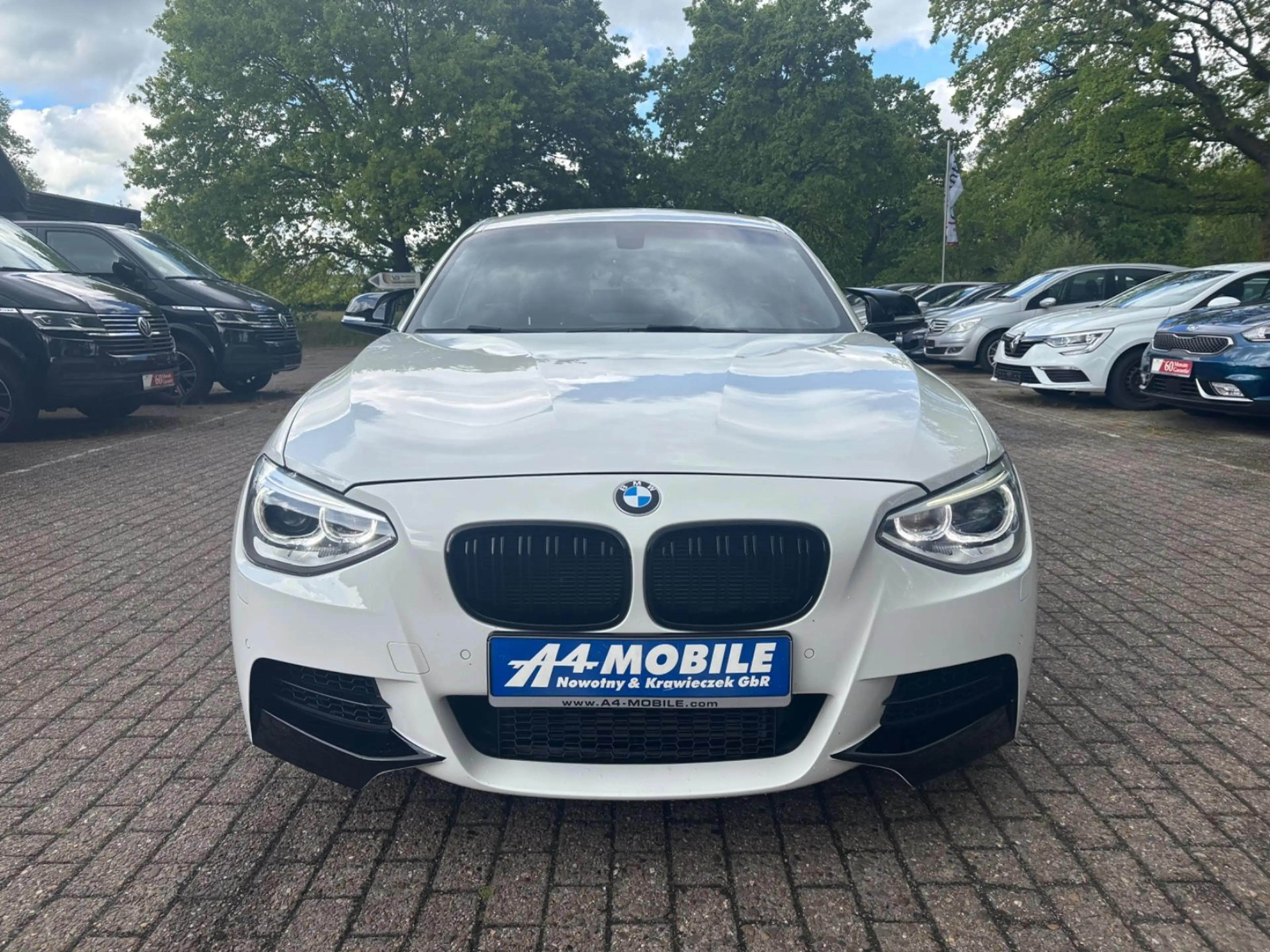 BMW 135 i xDrive Aut. Navi Bi-Xenon Keyless Kamera — photo 8