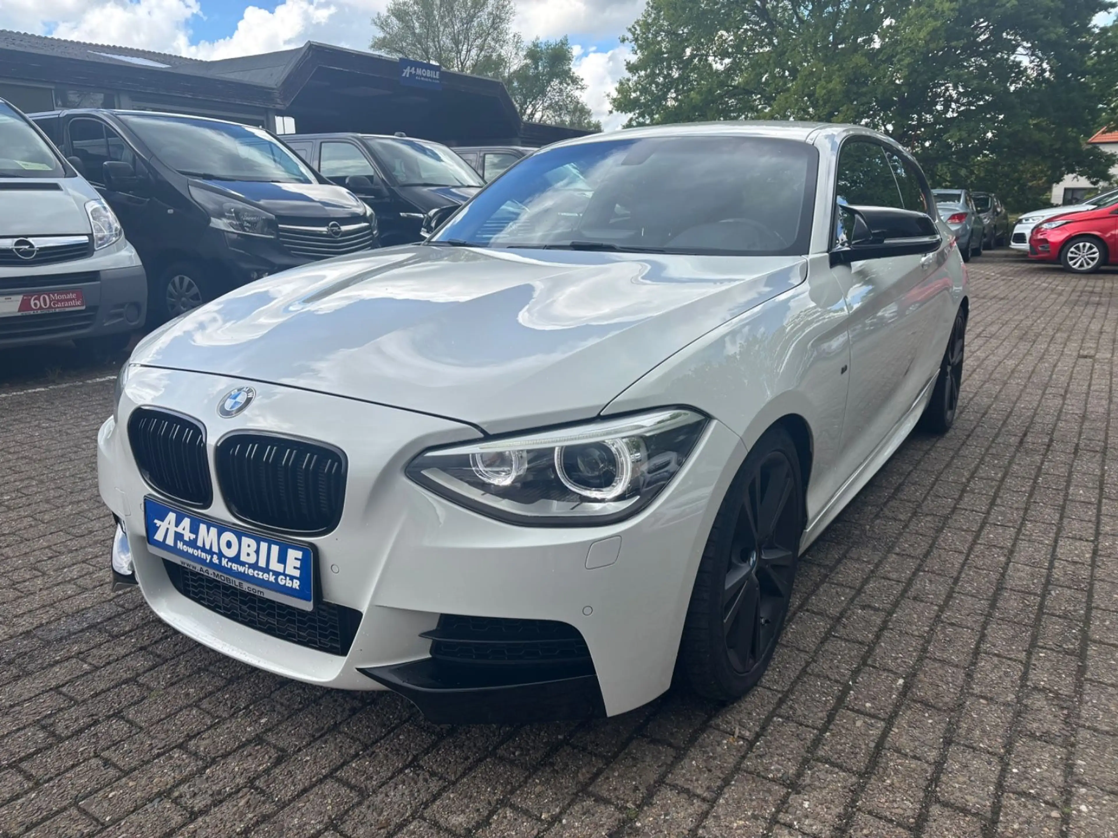 BMW 135 i xDrive Aut. Navi Bi-Xenon Keyless Kamera