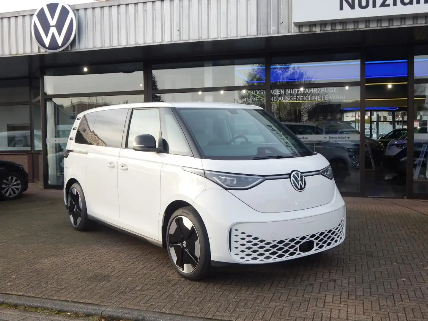 Volkswagen ID. Buzz Pro Kamera NAVI SITZH ACC AMBI LM21 LED bijela - 2