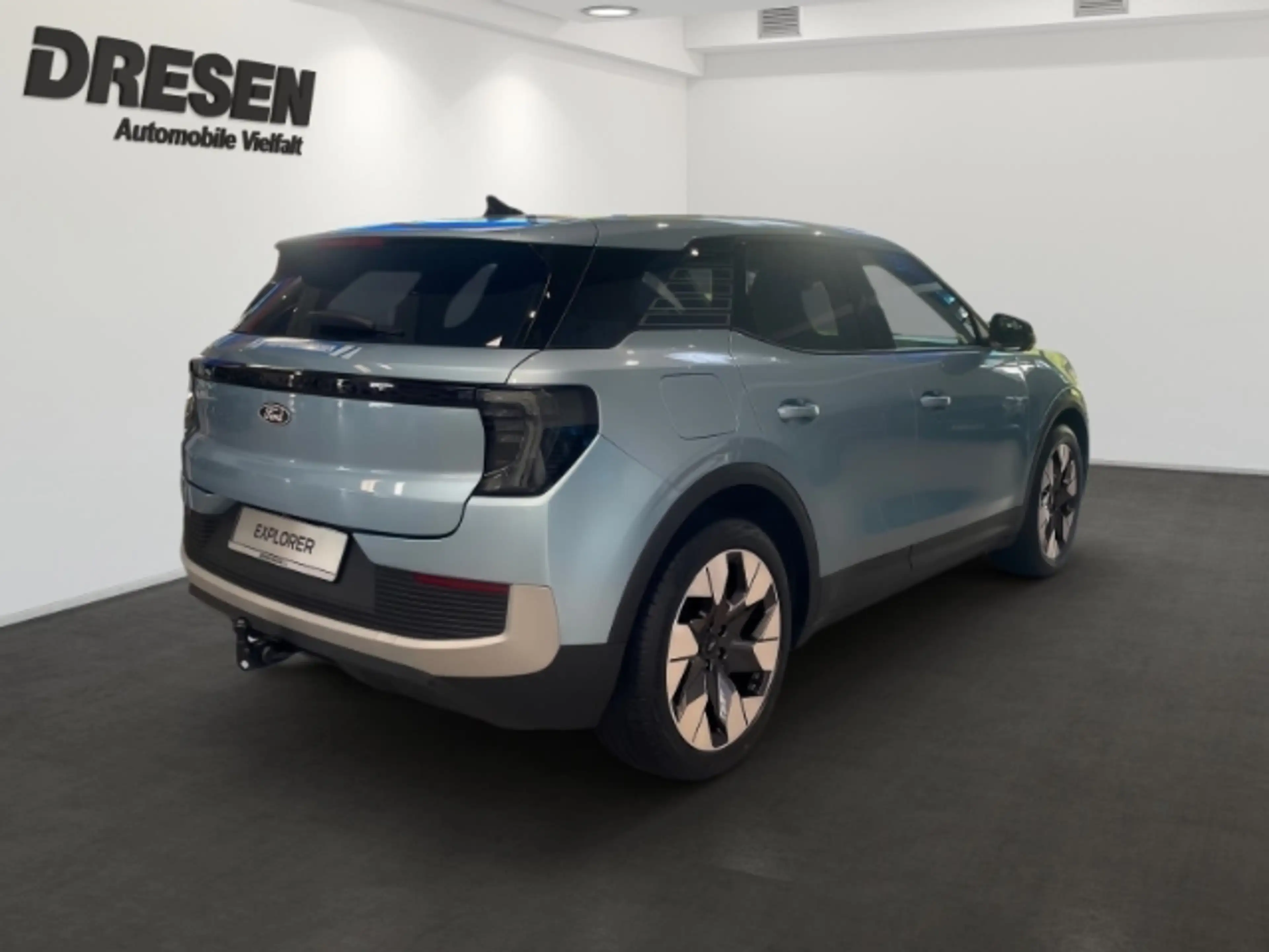 Ford Explorer Premium+Kamera+Navi+Abstandstempomat+Müdigkeitserk — photo 3