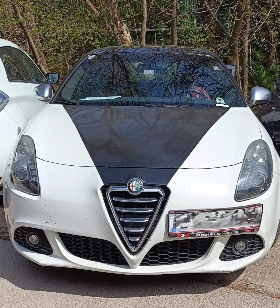Alfa Romeo Giulietta 1,4 TB Distinctive Weiß - 1