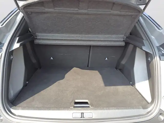 Peugeot 2008 view 7