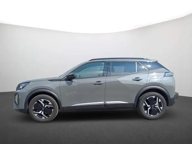 Peugeot 2008 view 4